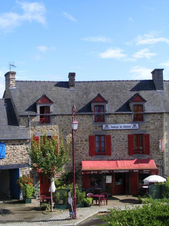Auberge Du Chateau Châteauneuf-dʼIlle-et-Vilaine Esterno foto